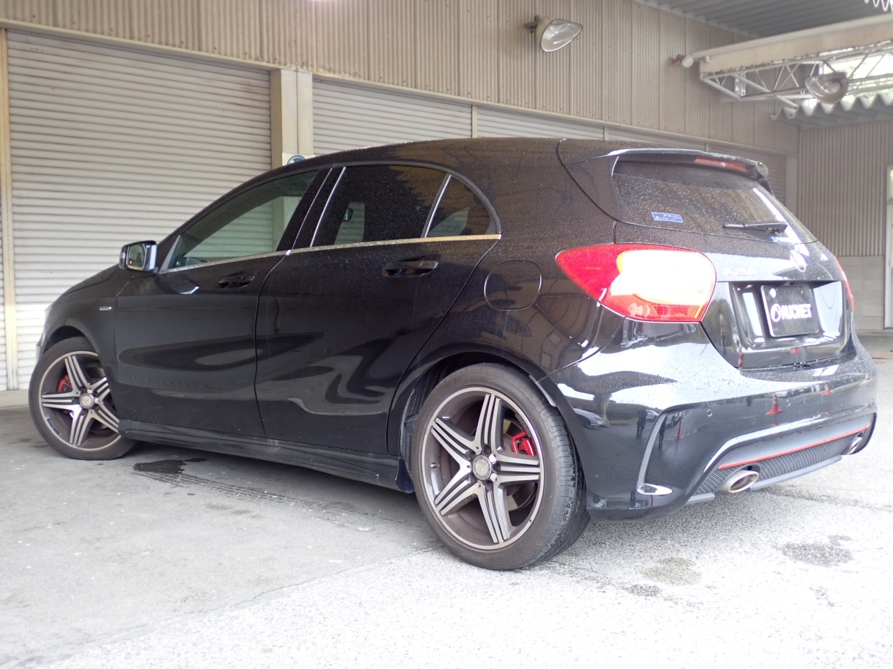 MERCEDES-BENZ A-CLASS