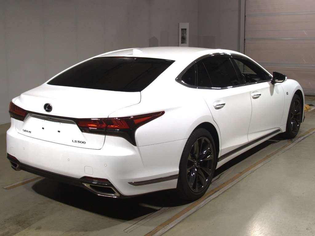 LEXUS LS500