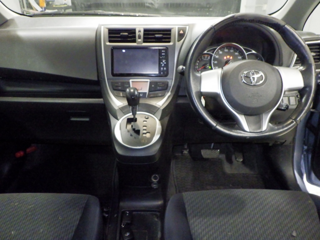 TOYOTA RACTIS