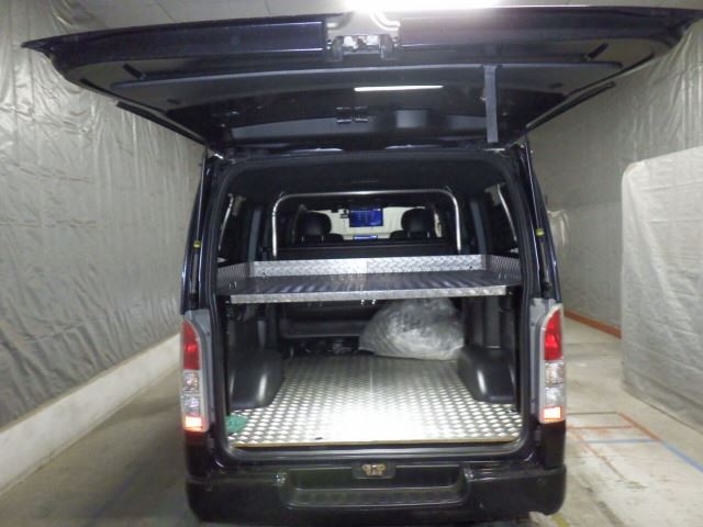 TOYOTA REGIUS ACE