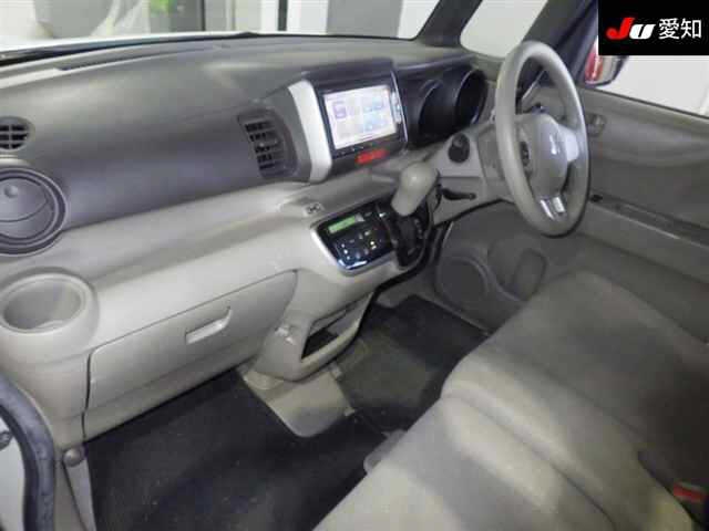 HONDA N-BOX+