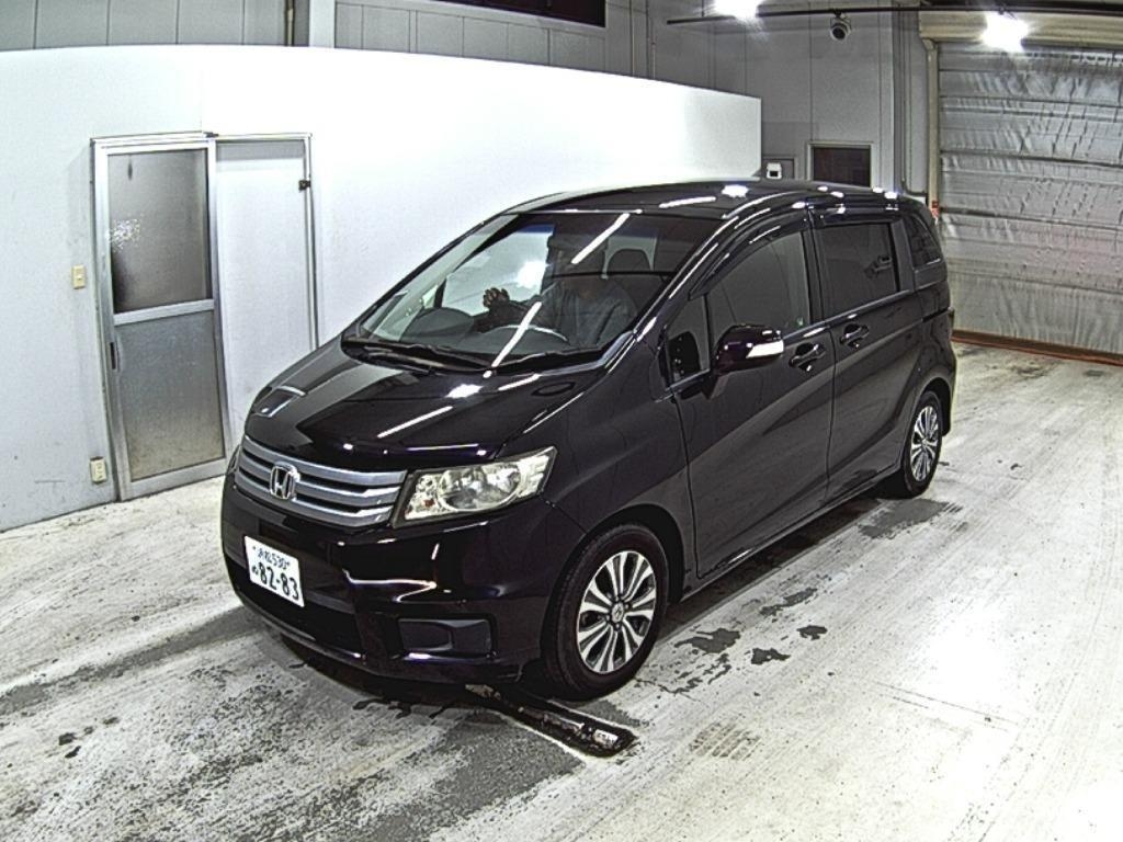 HONDA FREED SPIKE