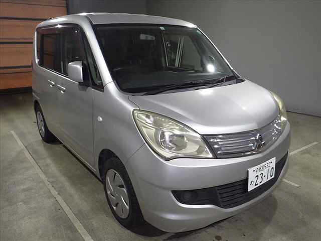 MITSUBISHI DELICA D:2