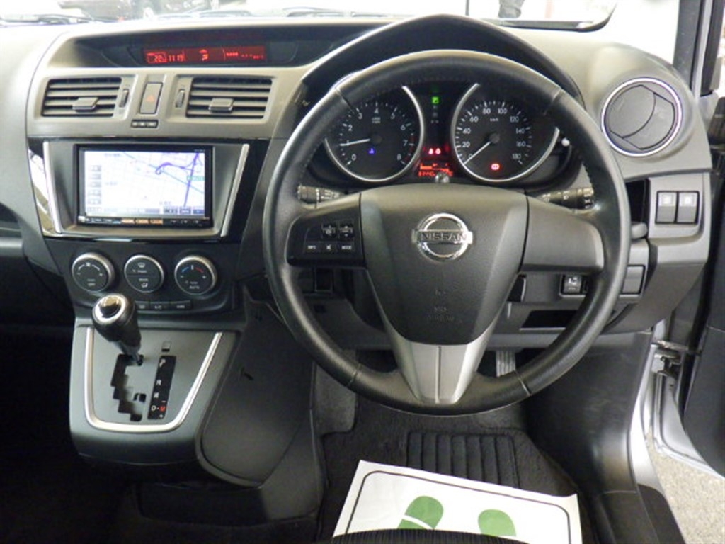 NISSAN LAFESTA