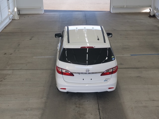 NISSAN LAFESTA