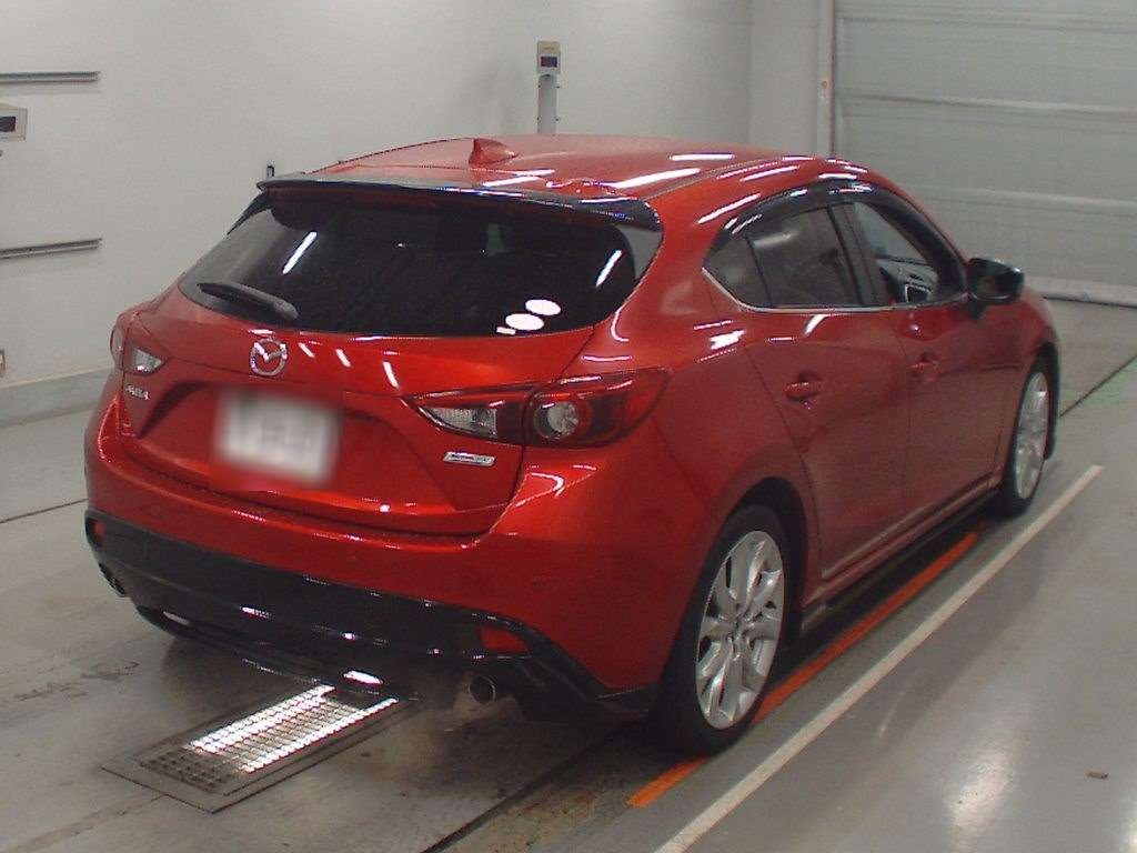 MAZDA AXELA