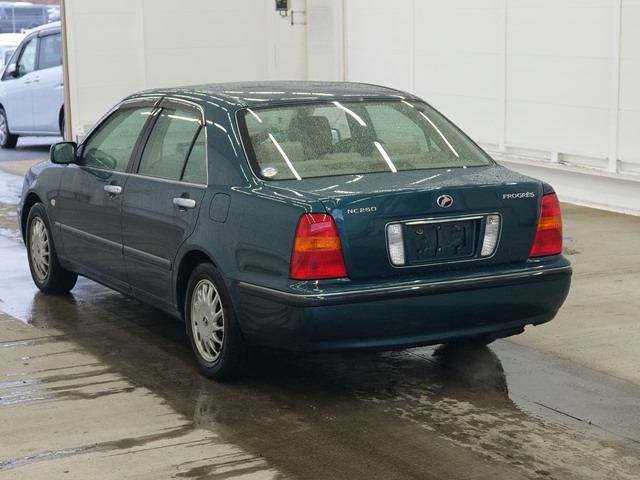 TOYOTA PROGRES