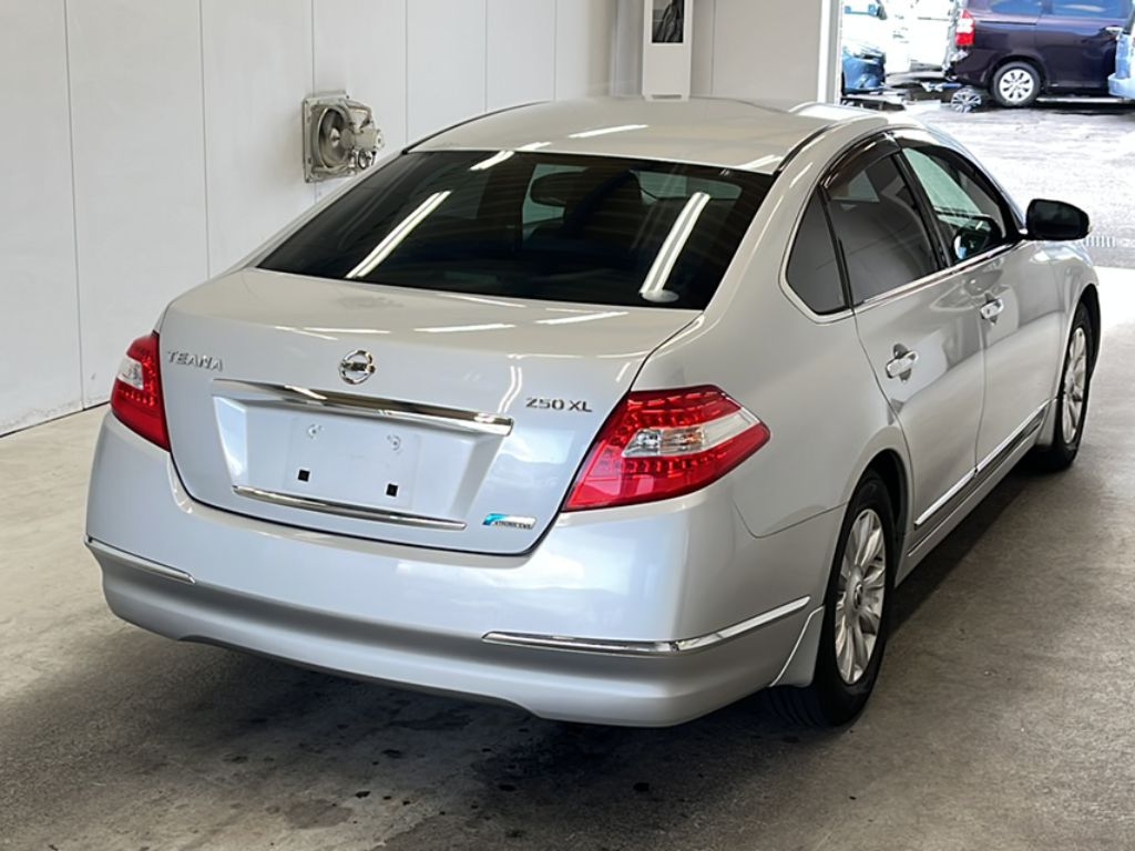 NISSAN TEANA