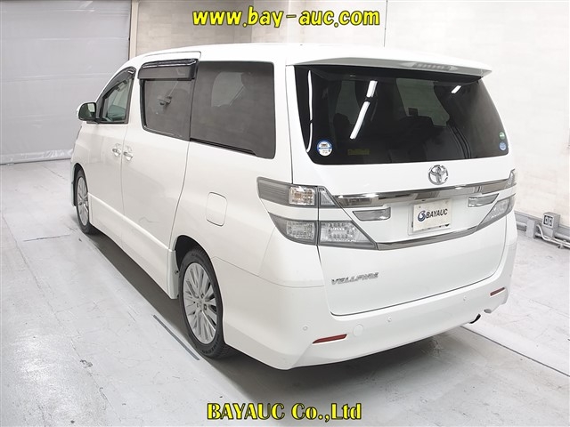 TOYOTA VELLFIRE