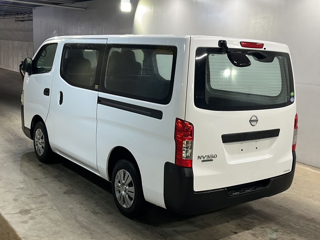 NISSAN NV350 CARAVAN