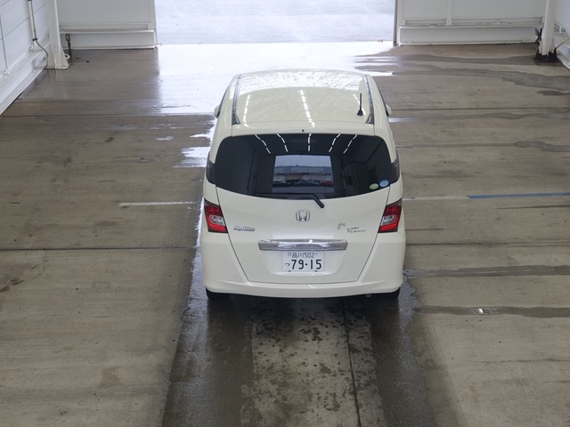 HONDA FREED SPIKE