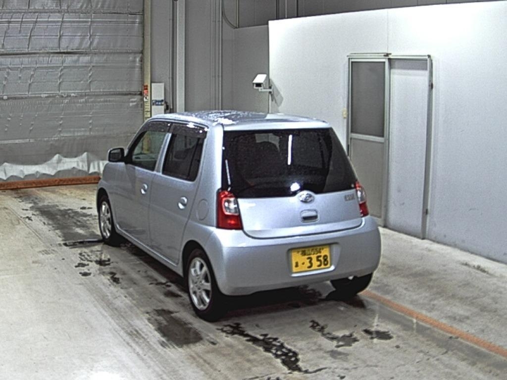 DAIHATSU ESSE