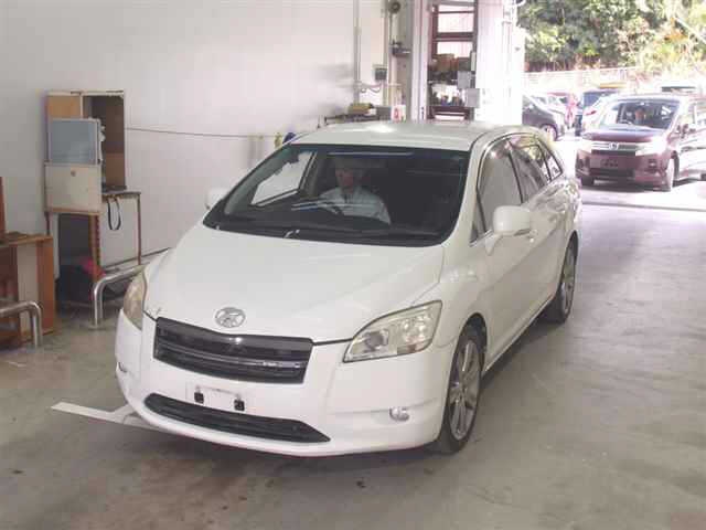 TOYOTA MARK X ZIO