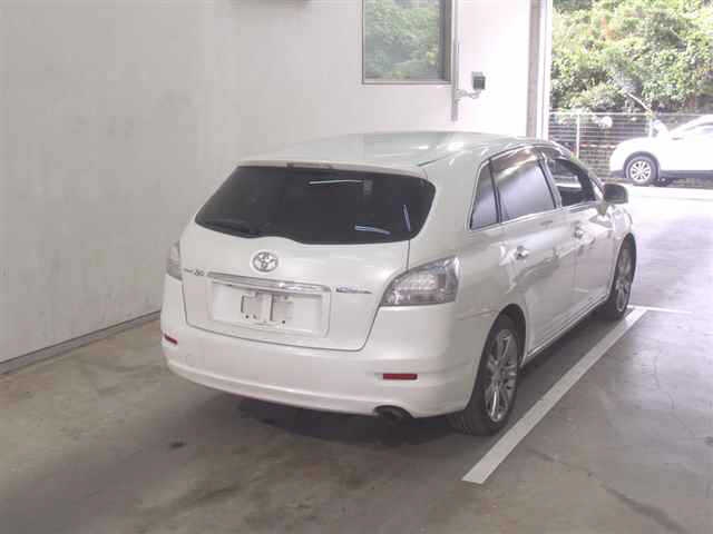 TOYOTA MARK X ZIO