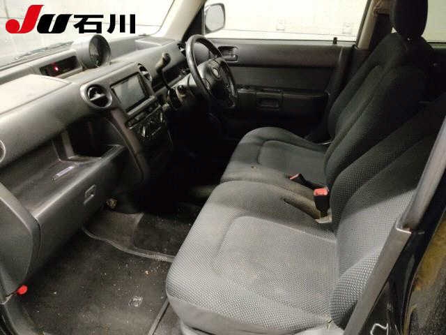 TOYOTA BB