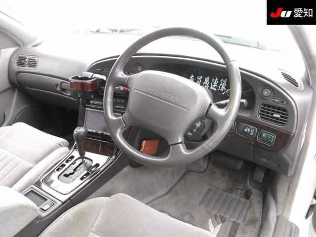 NISSAN PRESIDENT