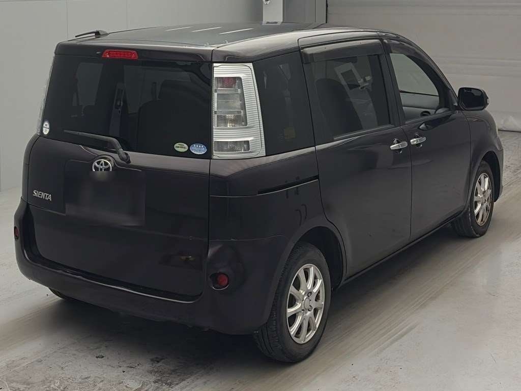 TOYOTA SIENTA