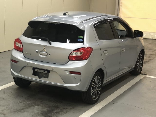 MITSUBISHI MIRAGE