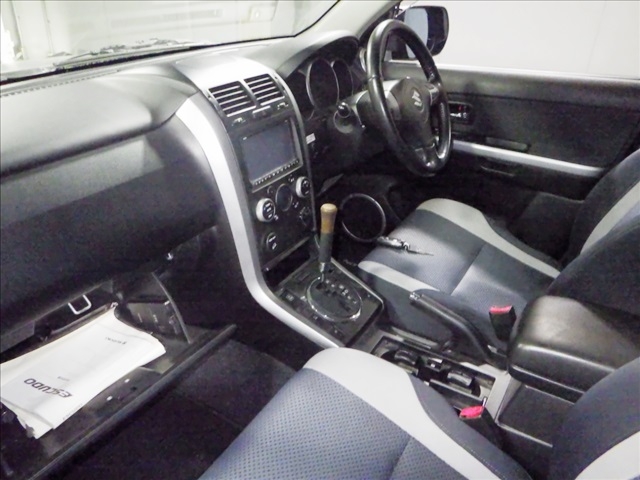 SUZUKI ESCUDO