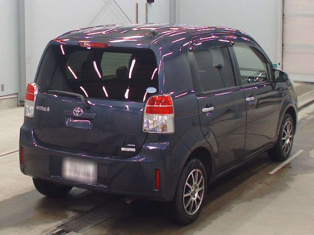 TOYOTA SPADE