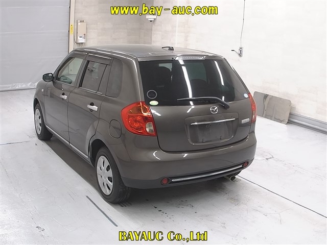 MAZDA VERISA
