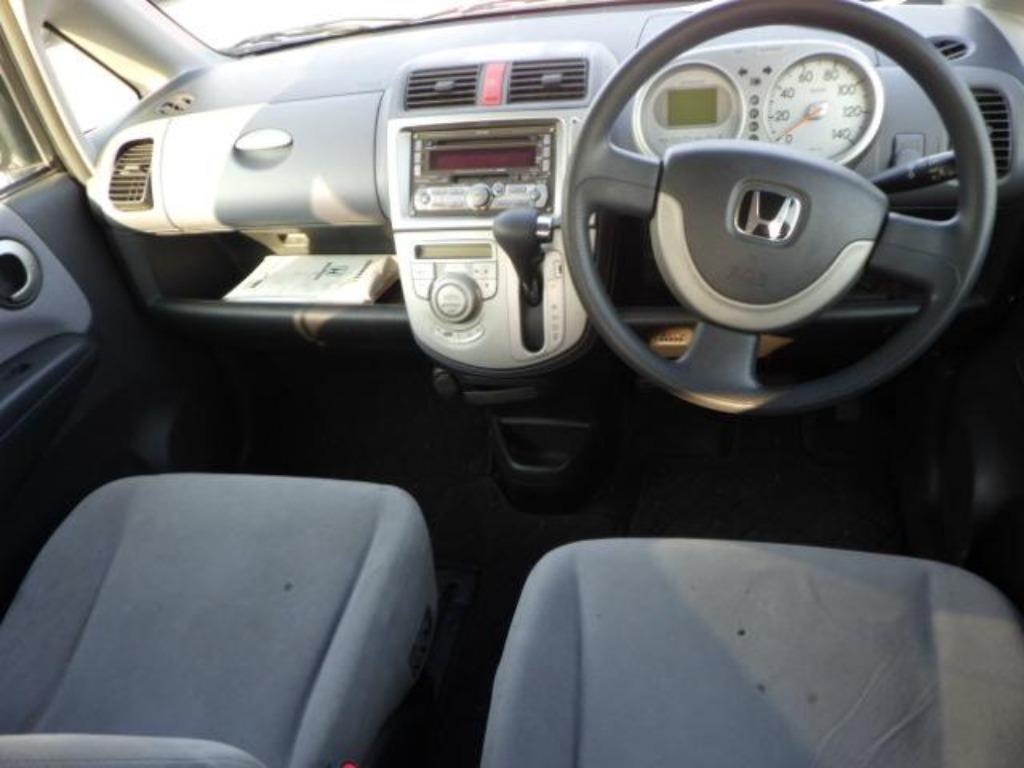 HONDA LIFE