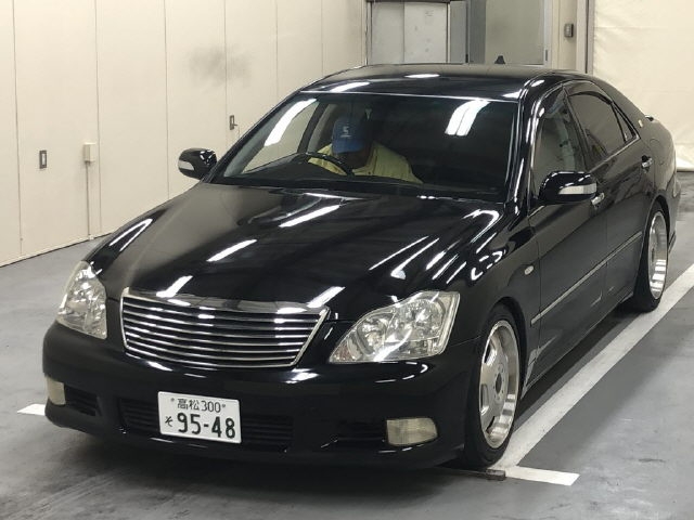 TOYOTA CROWN