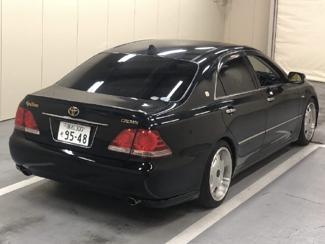 TOYOTA CROWN