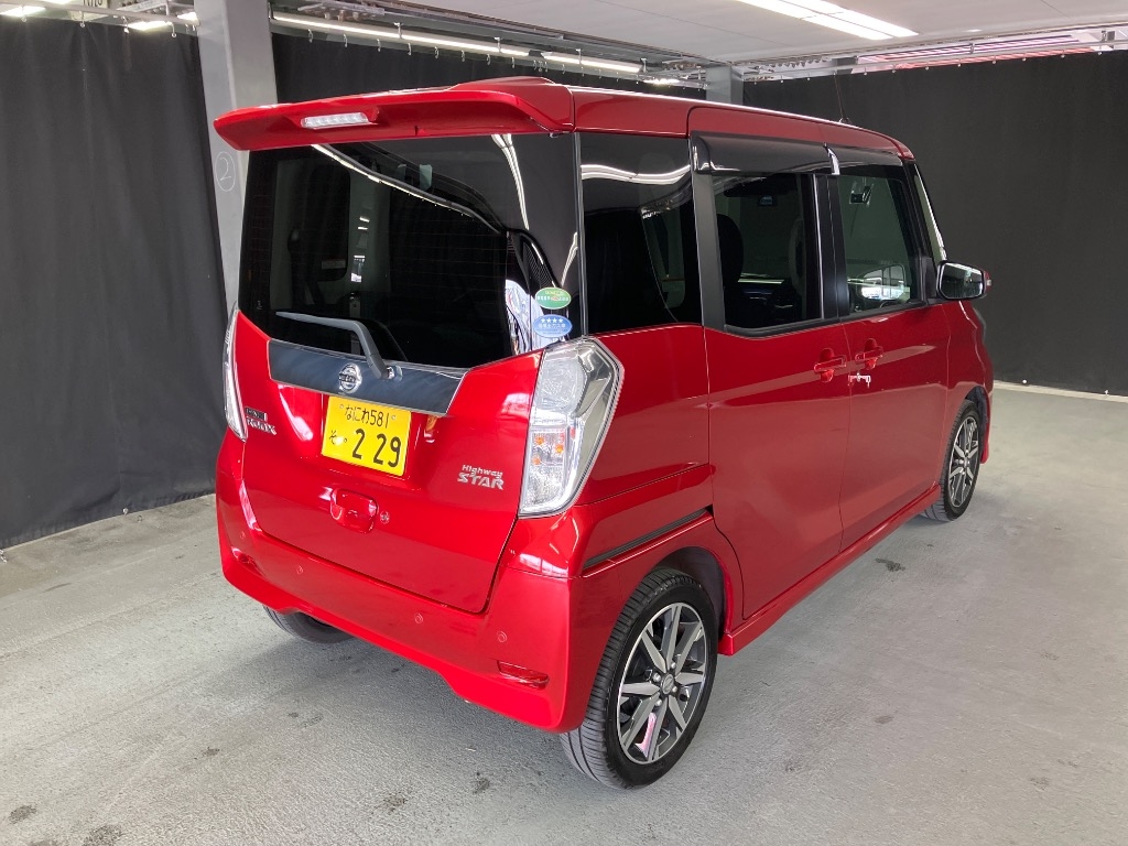 NISSAN DAYZ ROOX
