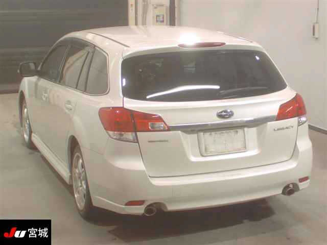 SUBARU LEGACY