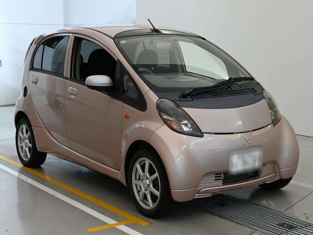 MITSUBISHI I