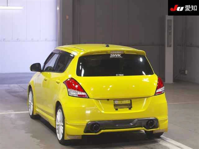 SUZUKI SWIFT