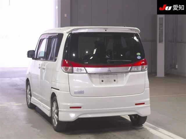 MITSUBISHI DELICA D:2