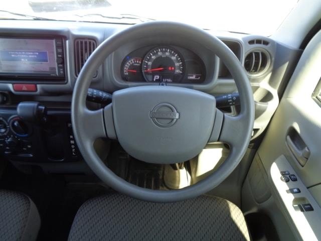 NISSAN NV100 CLIPPER