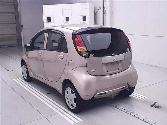MITSUBISHI I