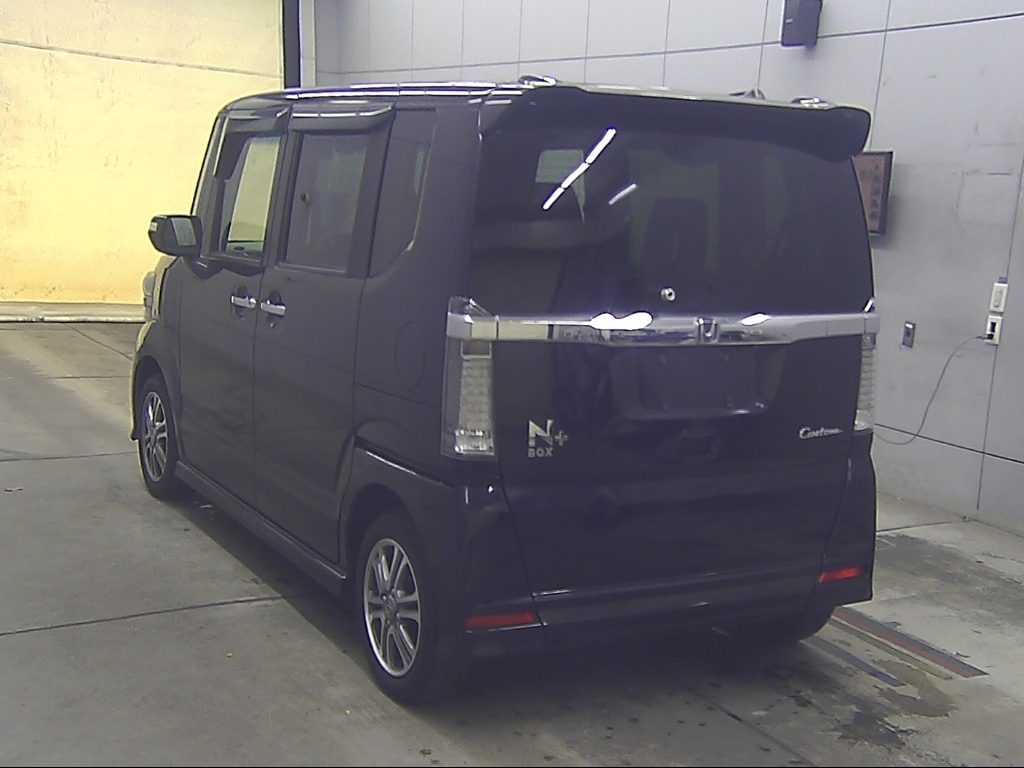 HONDA N-BOX+