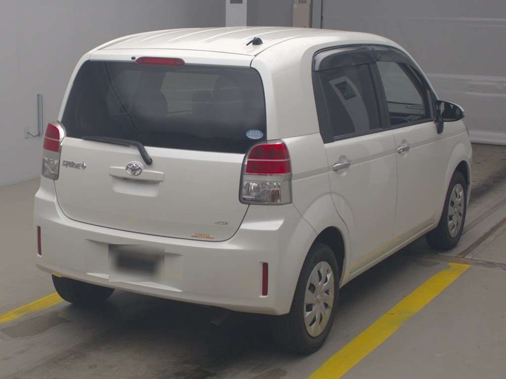 TOYOTA SPADE