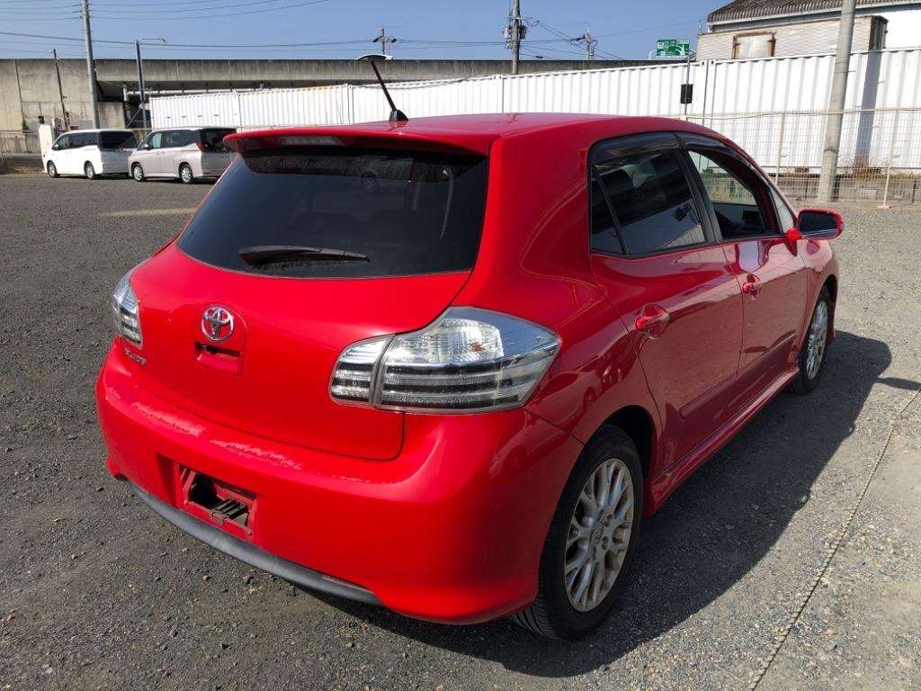 TOYOTA BLADE