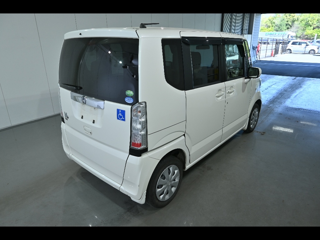 HONDA N-BOX+