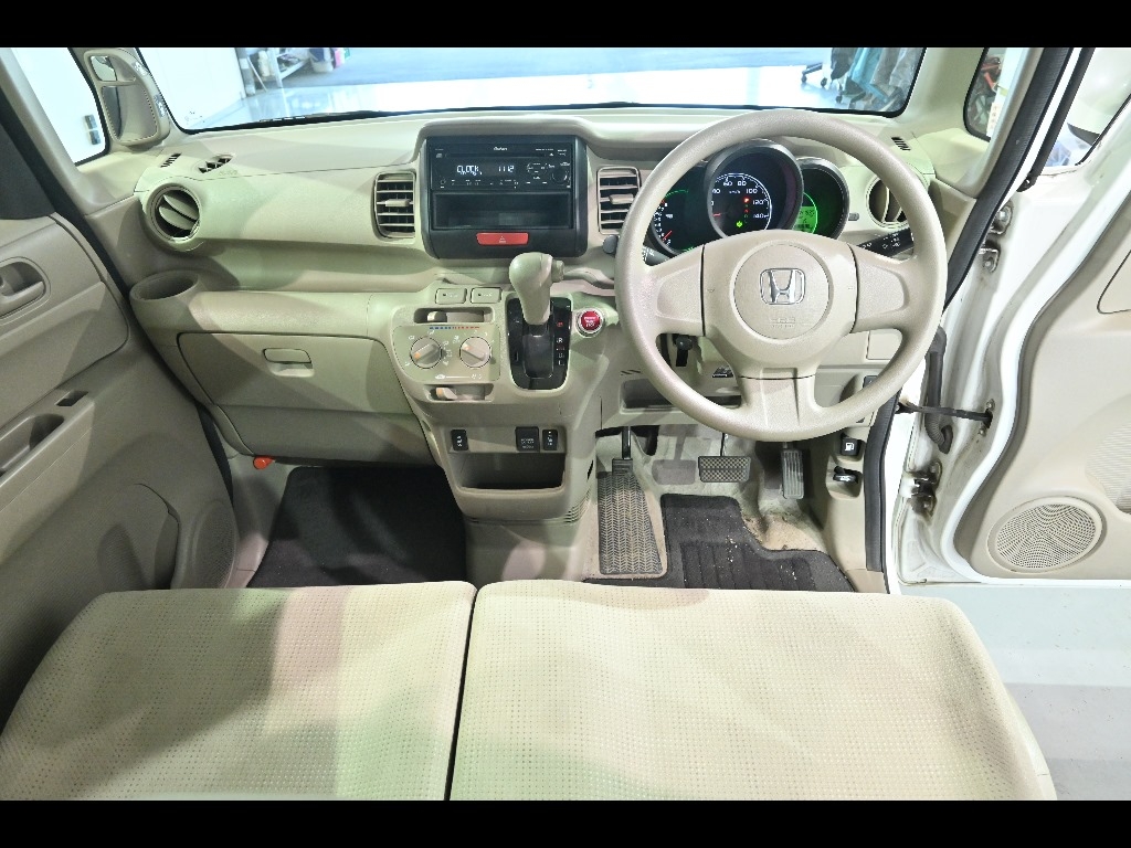 HONDA N-BOX+