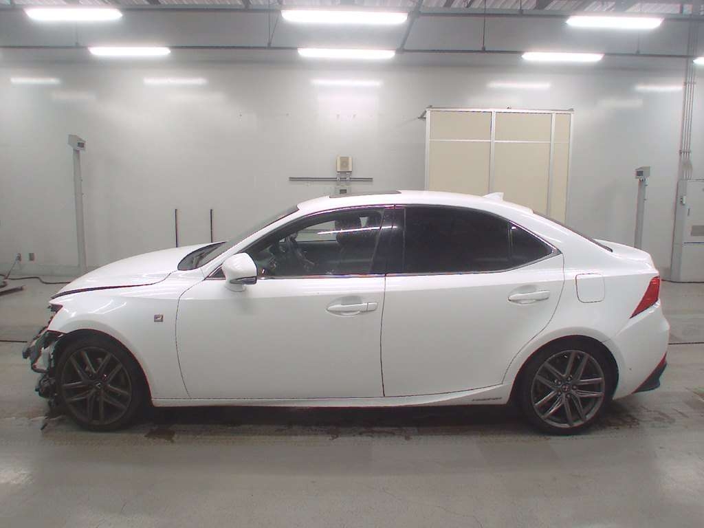 LEXUS IS300H