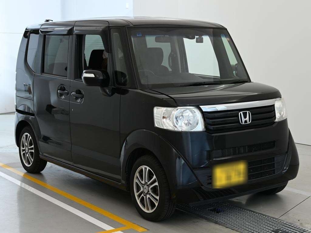 HONDA N-BOX