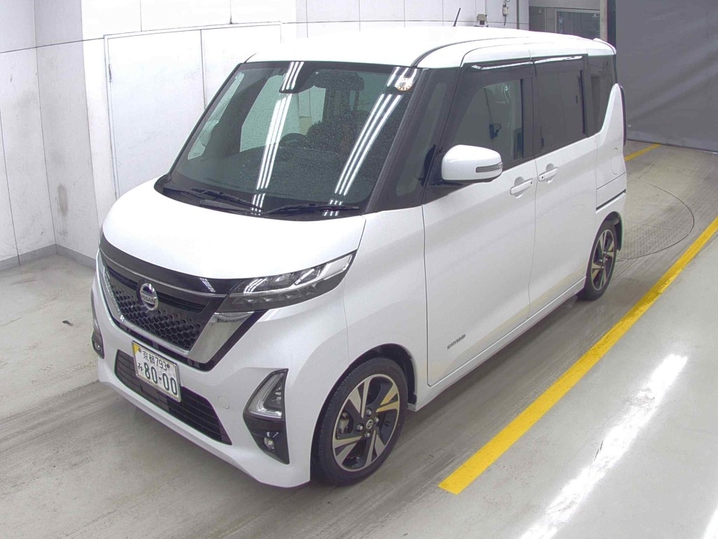 NISSAN ROOX