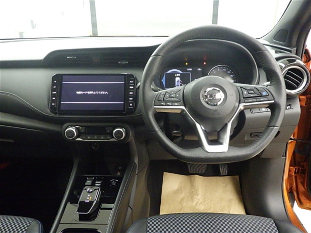 NISSAN KICKS