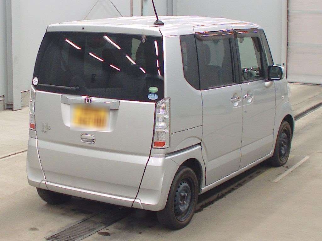 HONDA N-BOX+