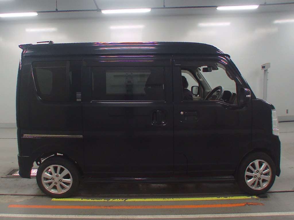 MITSUBISHI TOWN BOX