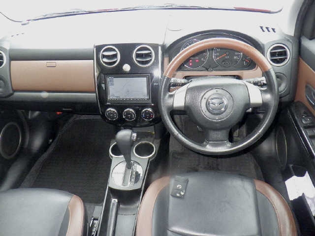 MAZDA VERISA
