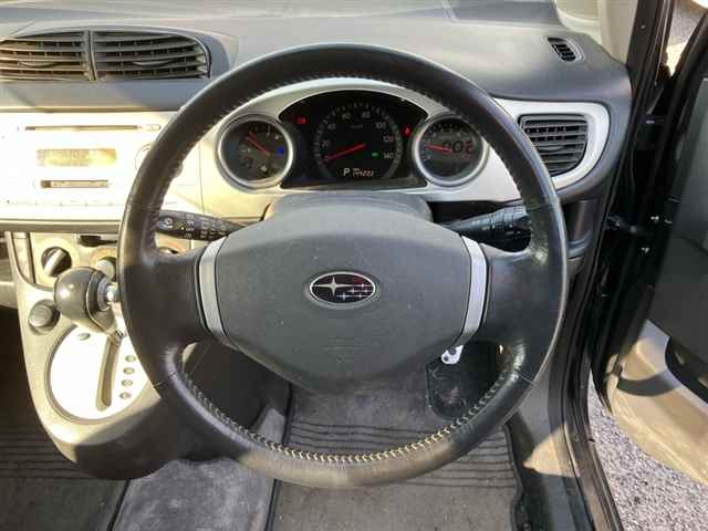 SUBARU R2