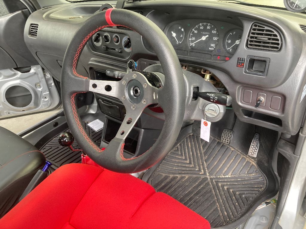 DAIHATSU MIRA