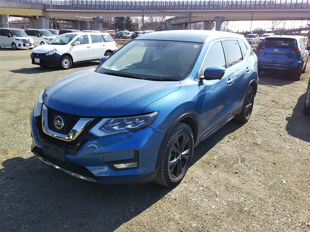 NISSAN X-TRAIL